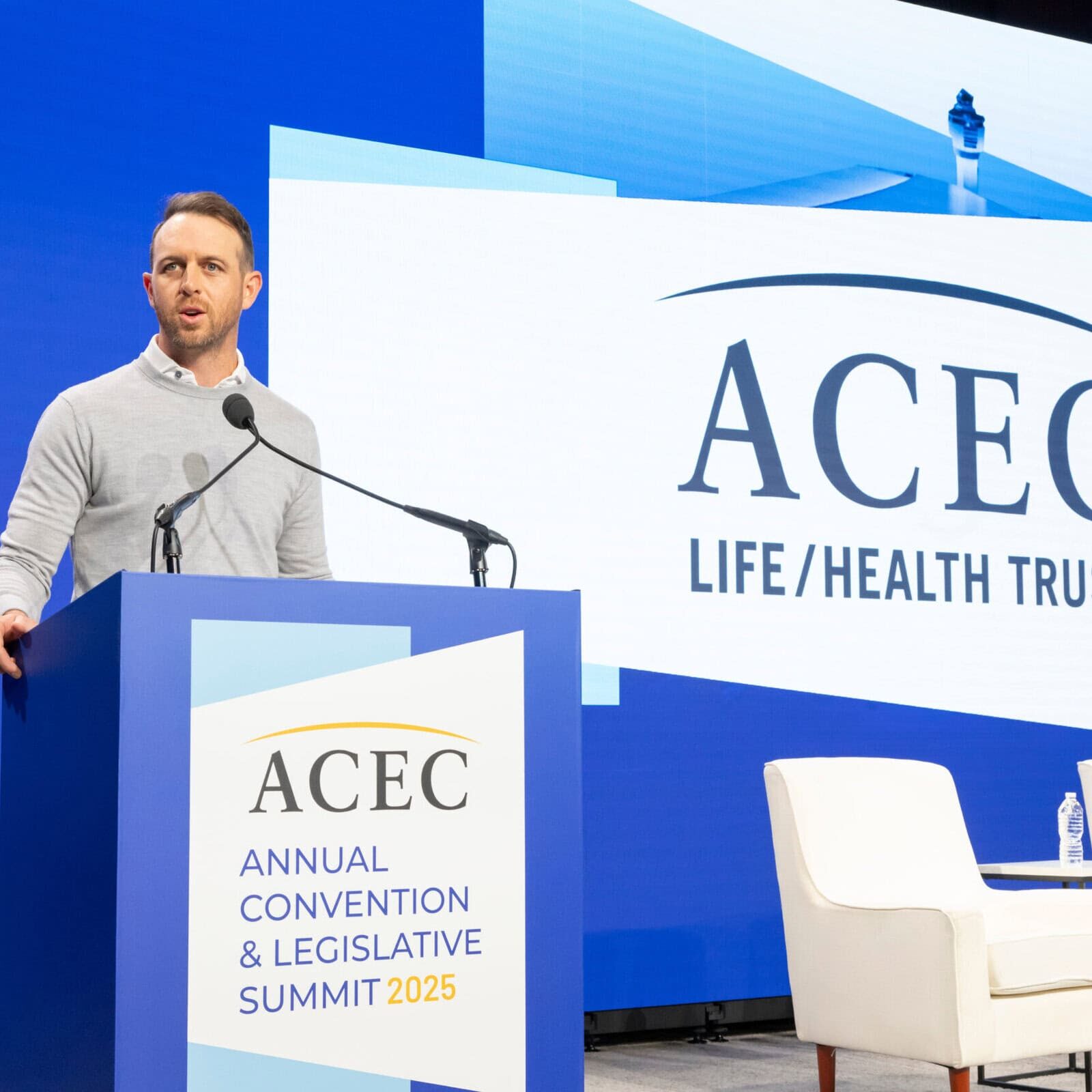 c8c0d00d-dacb-4767-9316-fde4490d789f